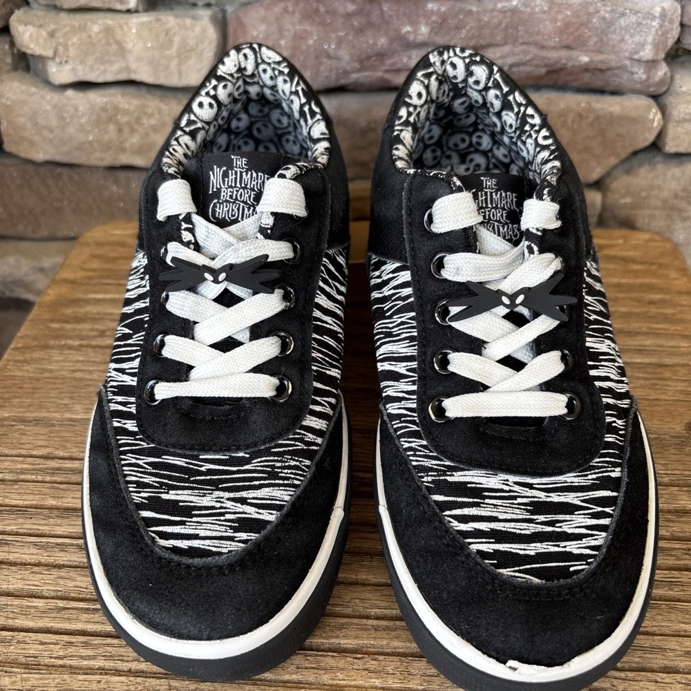 Disney Kid's Low Top Shoes. Nightmare Before Christmas By Kohl's Size 3